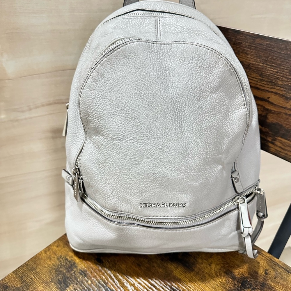 Michael Kors Light Gray Pebbled Leather Backpack - Picture 5 of 10